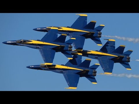 【4K】Blue Angels NAS JAX AIRSHOW 2017 Clear day high Show !