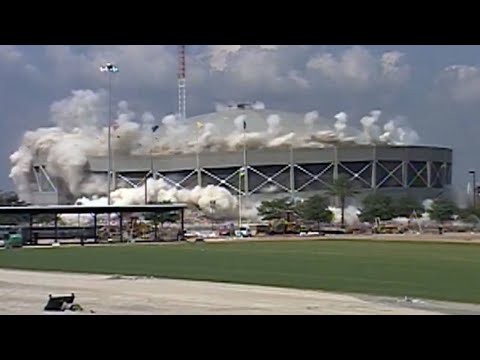 FROM THE VAULT: Jacksonville Memorial Coliseum imploded in June 2003